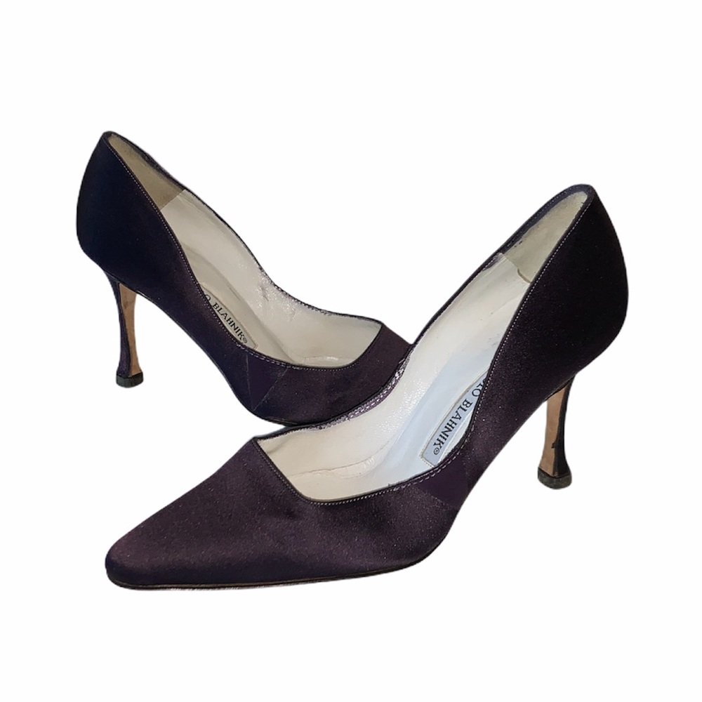 Manolo Blahnik purple satin pumps in size 5 - Picture 9 of 9